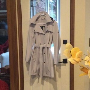 Calvin Klein, women, petite XL trench coat.